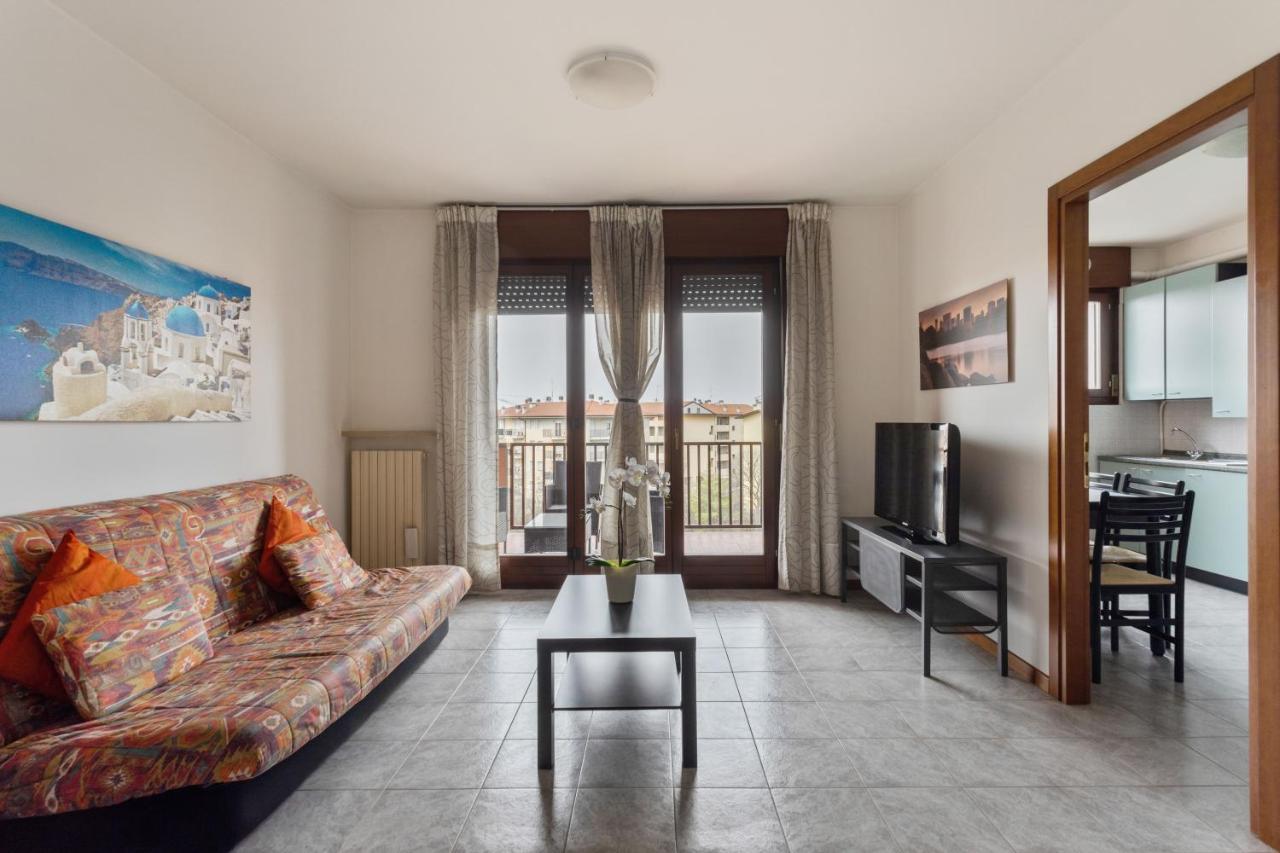 Borgo Roma Spacious Apartment - con parcheggio Verona Esterno foto